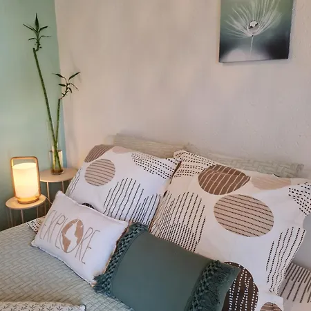 Gîte Côté Terre, avec piscine chauffée La Roche-sur-Yon Chambre photo